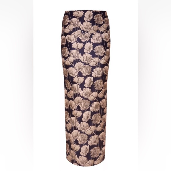 New PrettyLittleThing Navy Jacquard Low Rise Maxi Skirt - 12 - Picture 2 of 6